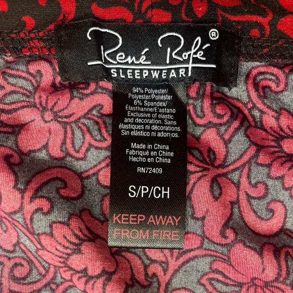 EUC Rene Rofe Black and Red Floral Wrap Robe - Picture 6 of 6